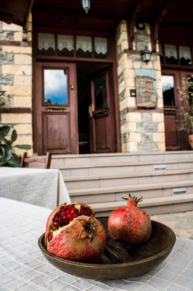 Altın Çeşmeli Konak Altınoluk Exterior foto